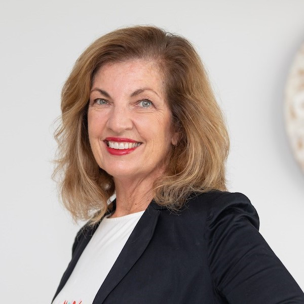 Brolga Awards judge