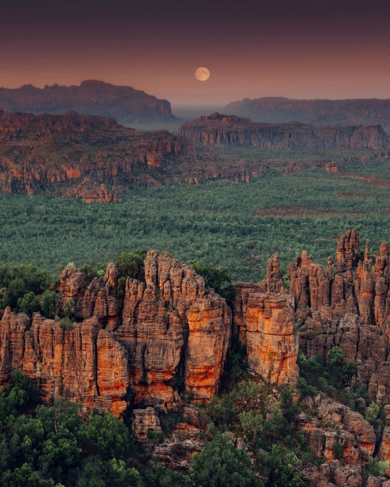 image of kakadu escarpment