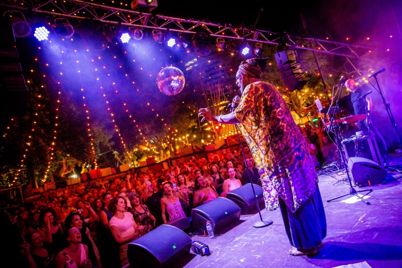 Performer at Darwin Festival 